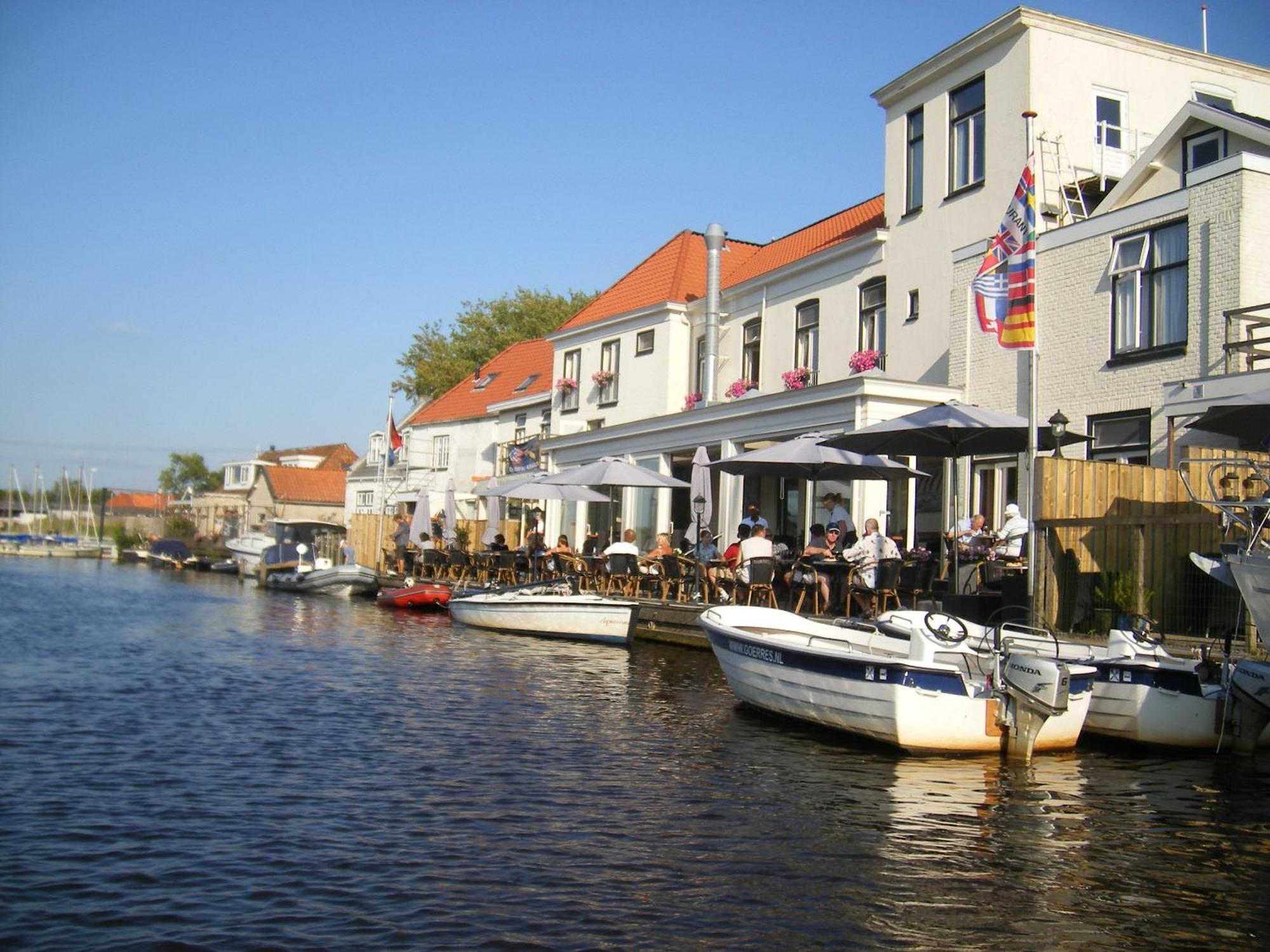 Hotel Restaurant Goerres Akkrum Exterior photo